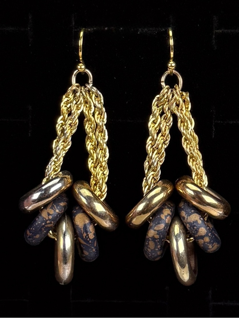 Vintage goldtone rope twisted pierced dangle earrings
